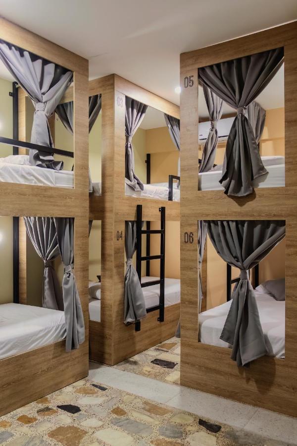Ventiuna Hotel Y Coliving 佩雷拉 外观 照片